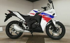 HONDA CBR125R JC50