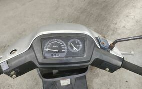 SUZUKI ADDRESS V100 CE13A