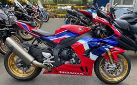 HONDA CBR1000RR RSP 2024 SC82