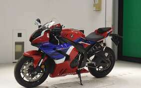 HONDA CBR1000RR R 2021 SC82