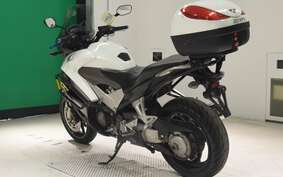 HONDA VFR800X 2011