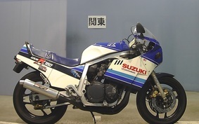 SUZUKI GSX-R750 1985 GR71F