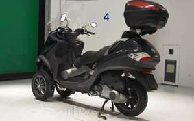 PIAGGIO MP3 250