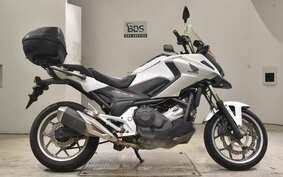 HONDA NC750X A 2016 RC90