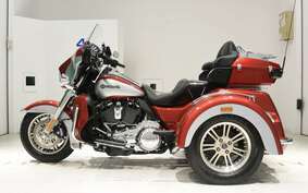 HARLEY FLHTCUTG 1870 2020