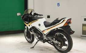 HONDA VT250FE MC08