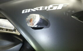 SUZUKI GIXXER 250 SF