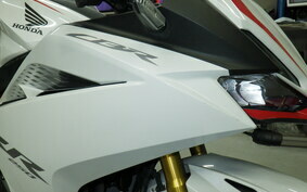 HONDA CBR250RR A MC51