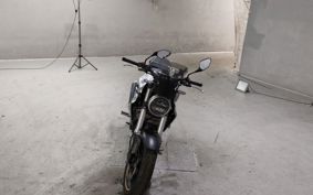 HONDA CB250R MC52
