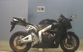 HONDA CBR600RR GEN 3 2008 PC40