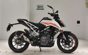 KTM 390 DUKE 2024