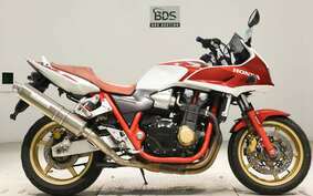 HONDA CB1300SB SUPER BOLDOR A 2006 SC54