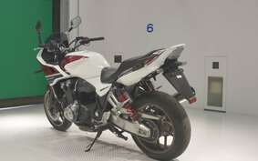 HONDA CB1300SB SUPER BOLDOR 2020 SC54