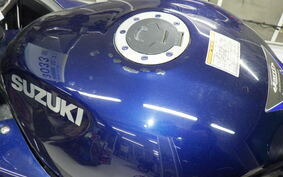 SUZUKI BANDIT 1200 S 2001 GV77A