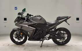 YAMAHA YZF-R25 RG10J