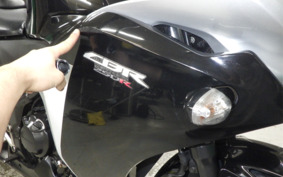 HONDA CBR250R GEN 3 MC41