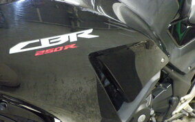 HONDA CBR250R GEN 3 MC41