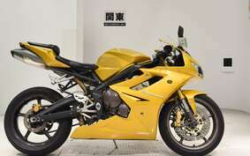 TRIUMPH DAYTONA 675 2006 MD1066