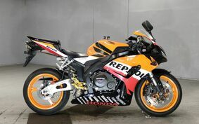 HONDA CBR1000RR 2007 SC57