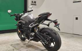 TRIUMPH STREET TRIPLE RS 2023