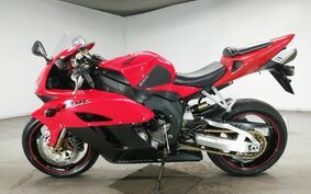 HONDA CBR1000RR 2005 SC57