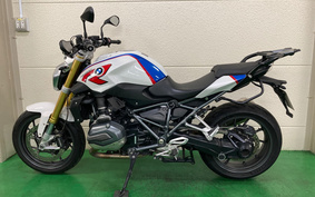 BMW R1100R 2017 0A04