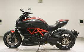 DUCATI DIAVEL Carbon 2014 G105J