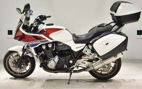 HONDA CB1300SB SUPER BOLDOR 2016 SC54