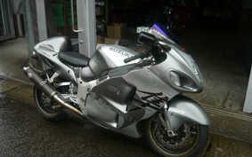 SUZUKI GSX1300R HAYABUSA 2003 GW71A