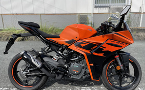 KTM 390 RC 2023 JYJ40