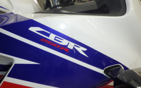 HONDA CBR250R GEN 3 MC41