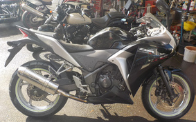 HONDA CBR250R MC42