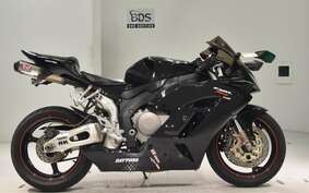 HONDA CBR1000RR 2005 SC57