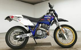 YAMAHA TT250R DG02