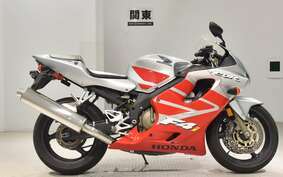 HONDA CBR600F 2002 PC35