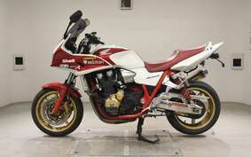 HONDA CB1300SB SUPER BOLDOR A 2006 SC54