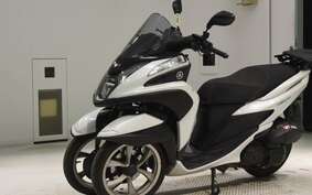 YAMAHA TRICITY 125 SE82J