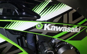 KAWASAKI ZX 10 NINJA R