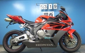 HONDA CBR1000RR SC57