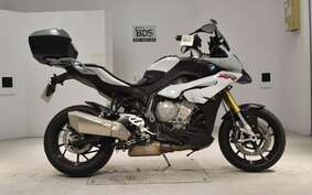 BMW S1000XR 2016 0D03