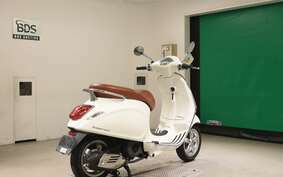 VESPA PRIMAVERA125