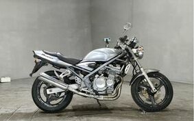 SUZUKI BANDIT 250 GJ77A