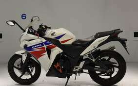 HONDA CBR250R GEN 3 MC41