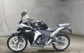 HONDA CBR250R MC41