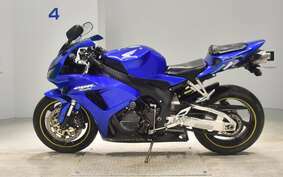 HONDA CBR1000RR 2006 SC57