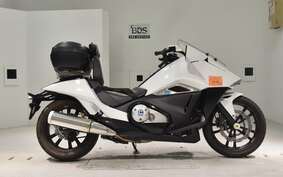 HONDA NM4 VULTUS -01 2014 RC82