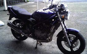 SUZUKI BANDIT 250 GJ77A