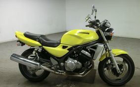 SUZUKI GSX250FX ZR250C