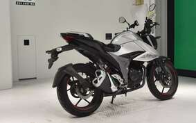 SUZUKI GIXXER 150 ED13N