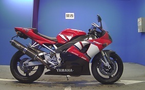 YAMAHA YZF-R1 2001 RN04